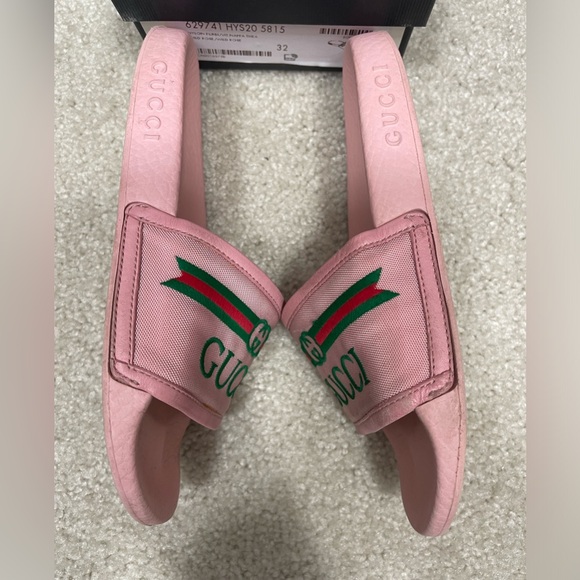 GUCCI LITTLE GIRLS LOGO PRINT PINK RUBBER SLIDE size 1 - Picture 5 of 5